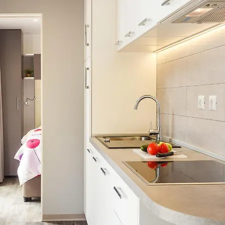 Lovely Stacaravan In Vabriga With Swimming Pool