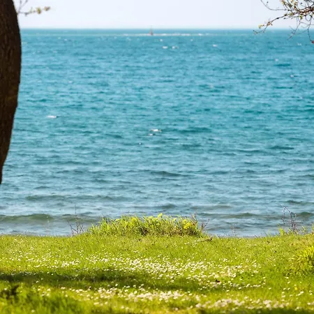 Κάμπινγκ Lovely Stacaravan In Vabriga With Swimming Pool 5*