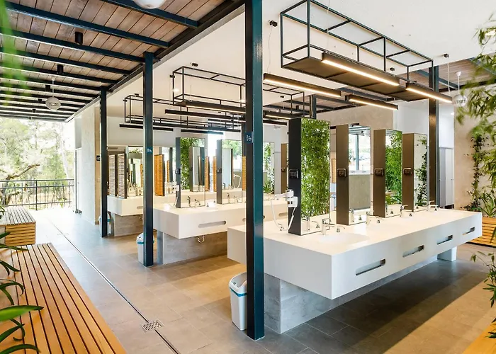 Lovely Stacaravan In Vabriga With Swimming Pool