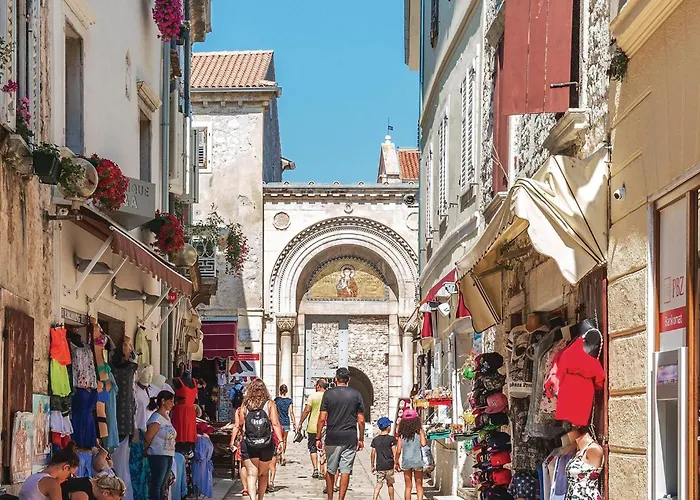 Κάμπινγκ Lovely Stacaravan In Vabriga With Swimming Pool 5*